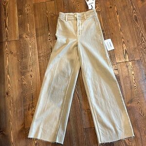 High waist, wide leg, tan pants